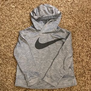 Nike dri fit pullover hoodie size 2t